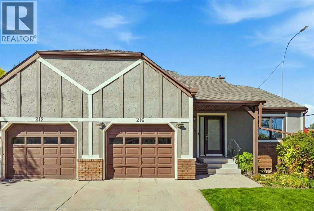 216 Coach Side Road SW, Calgary, AB, T3H 2T3
