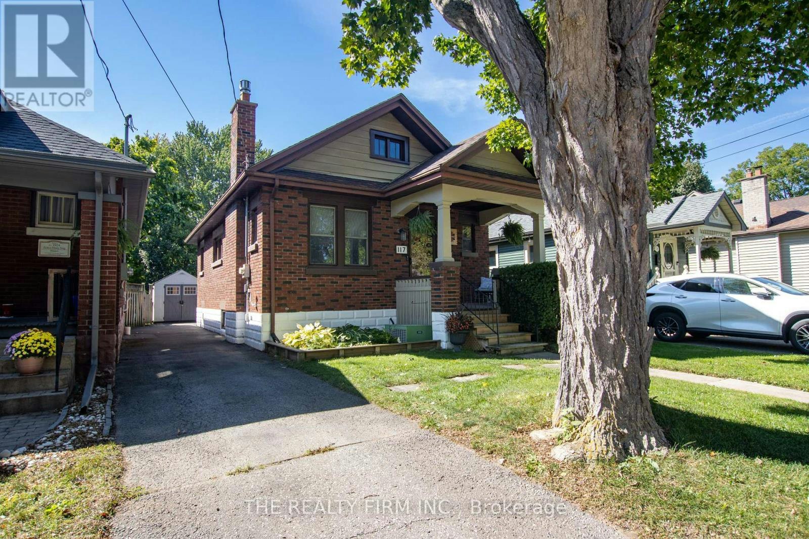117 Thornton Avenue, London, ON, N5Y 2Y6