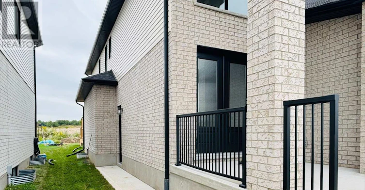 LOWER UNIT-3944 Campbell Street N, London, ON, N6P 0J7 - 2