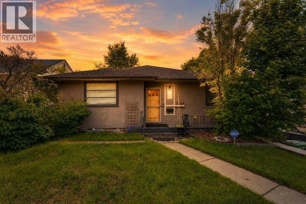 2128 17 Avenue SW, Calgary, AB, T2T 0G3