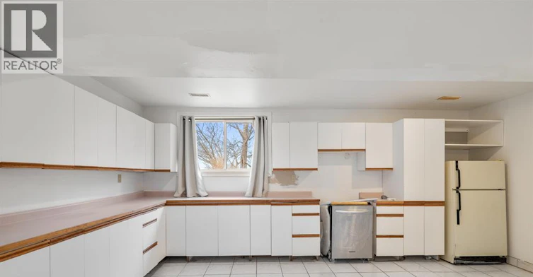 5530 St. Clair, Lakeshore, ON, N0R 1N0 - 32