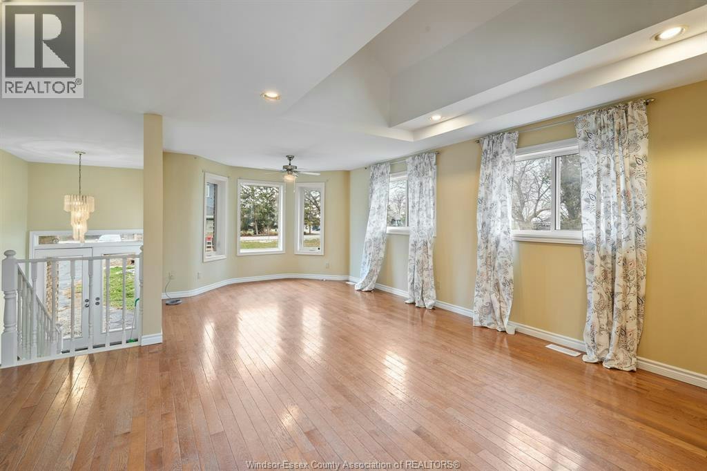 5530 St. Clair, Lakeshore, ON, N0R 1N0 - 10