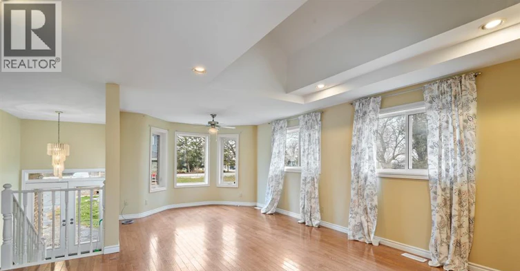 5530 St. Clair, Lakeshore, ON, N0R 1N0 - 10
