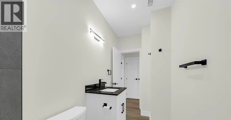 305-3177 Riverside Drive, Windsor, ON, N8Y 1A5 - 12