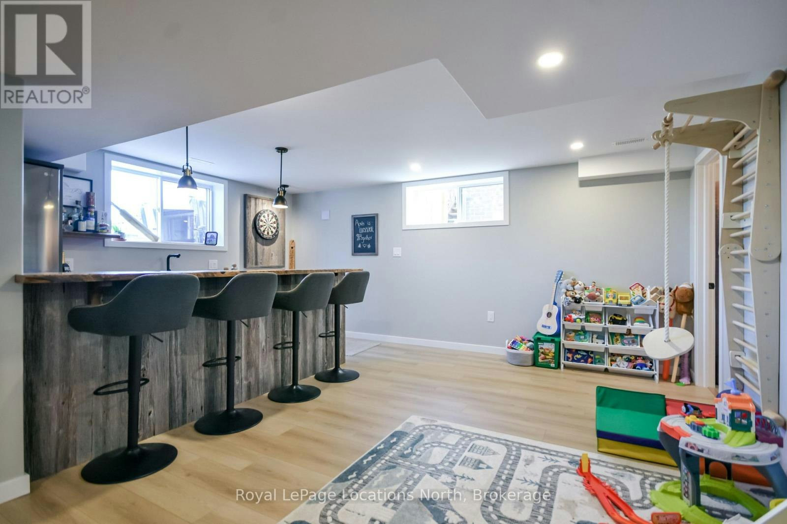 25 Maidens Crescent, Collingwood, ON, L9Y 3B7 - 13