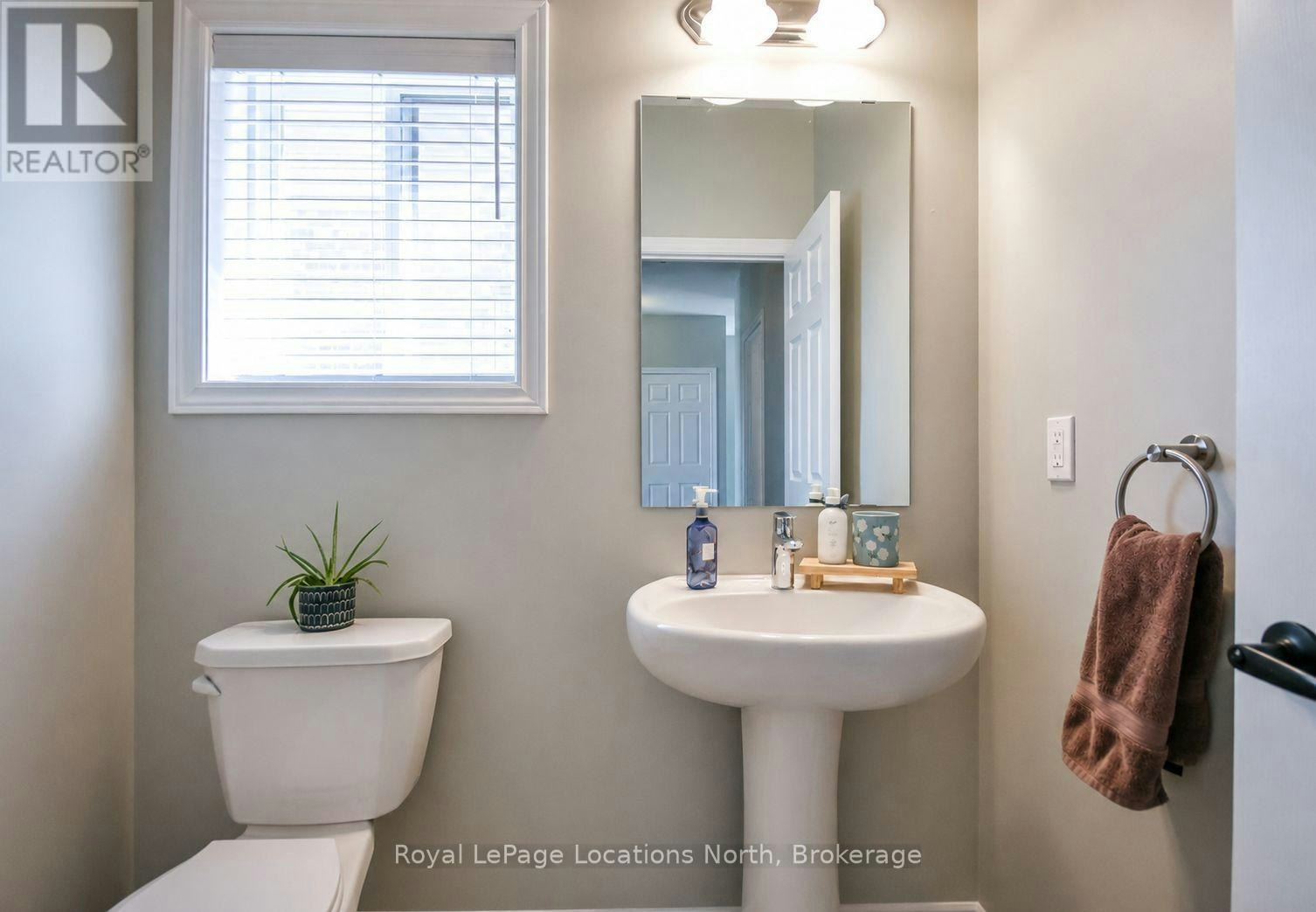 25 Maidens Crescent, Collingwood, ON, L9Y 3B7 - 5