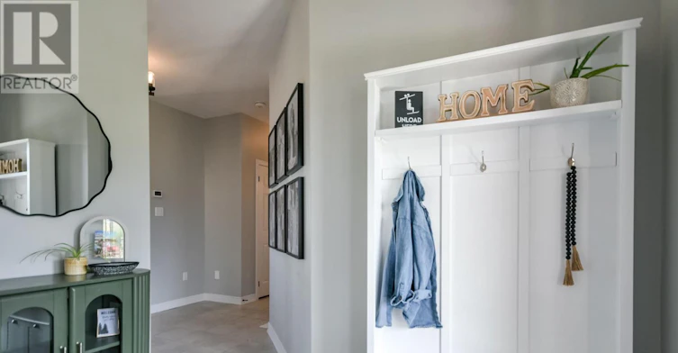 25 Maidens Crescent, Collingwood, ON, L9Y 3B7 - 2