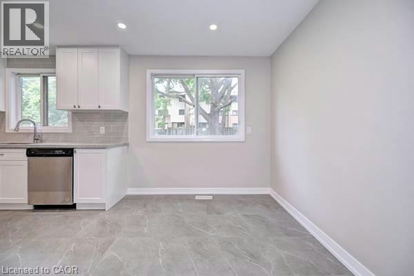 110 Conway Drive, Kitchener, ON, N2A 2C5 - 7