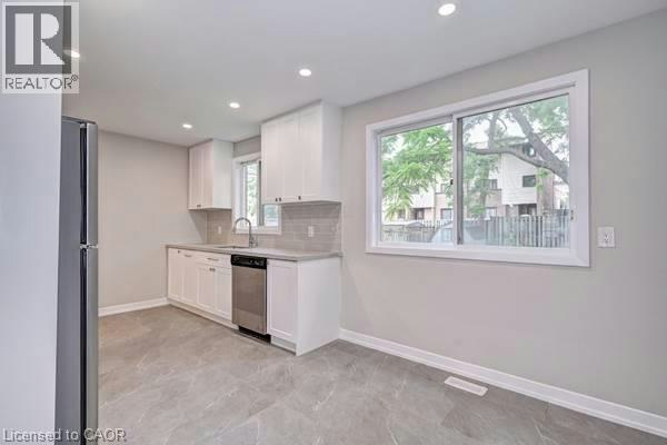 110 Conway Drive, Kitchener, ON, N2A 2C5 - 6