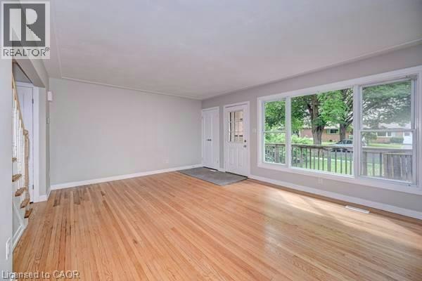 110 Conway Drive, Kitchener, ON, N2A 2C5 - 4