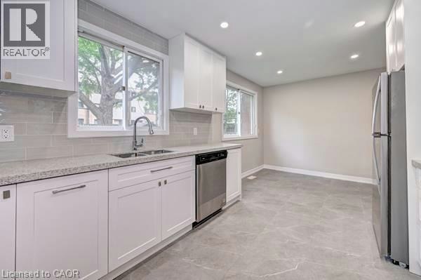 110 Conway Drive, Kitchener, ON, N2A 2C5 - 11