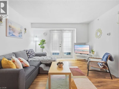 310-4025 Kilmer Drive - 5