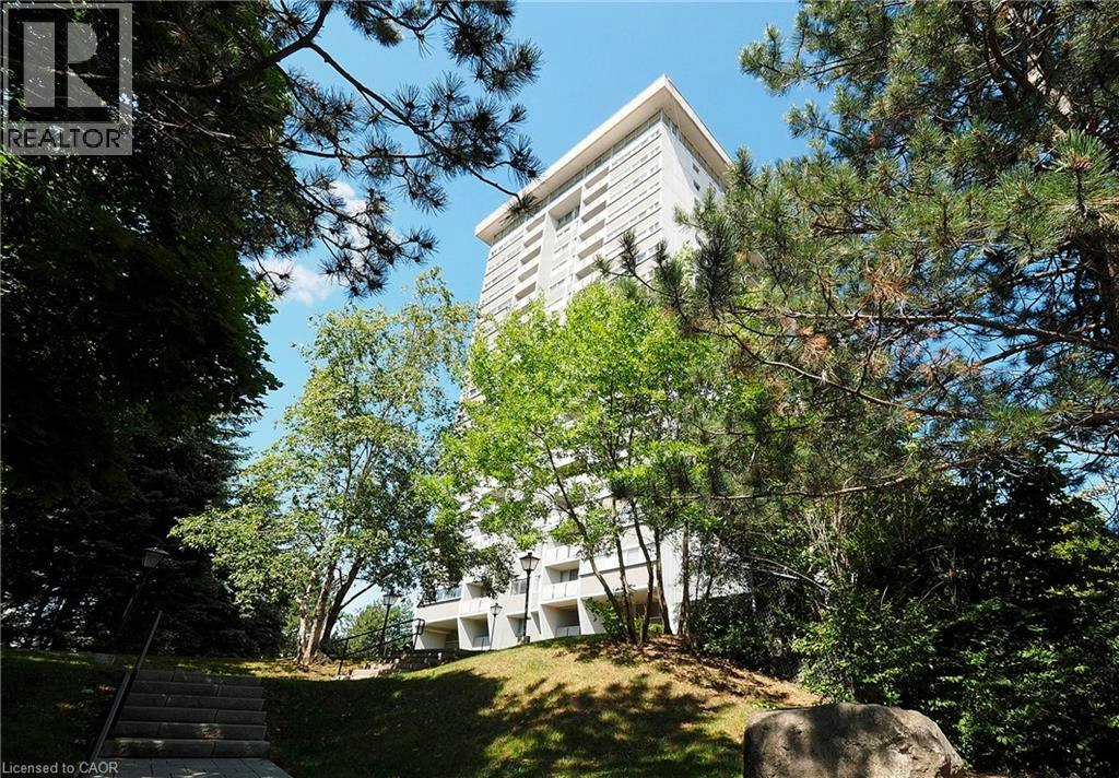 1105-375 King Street N, Waterloo, ON, N2J 4L6