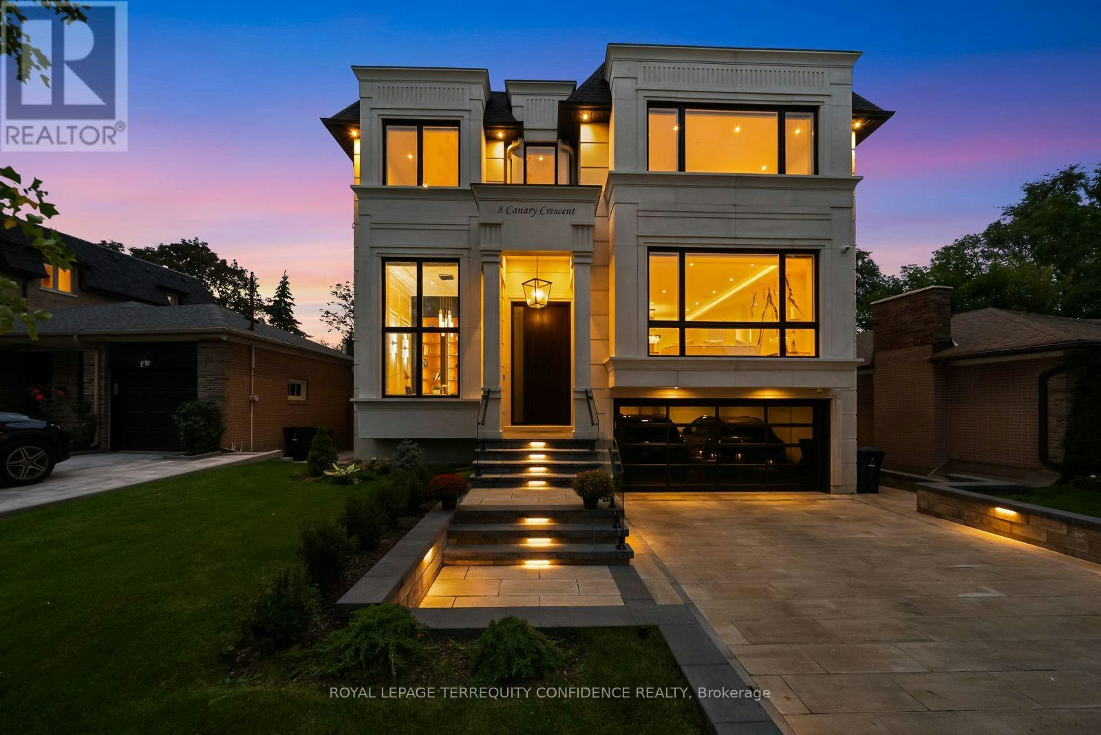 8 Canary Crescent, Toronto, ON, M2K 1Z1
