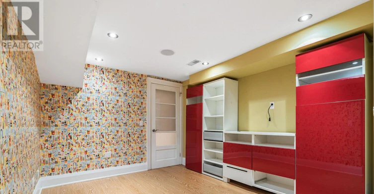 137 Old Orchard Grove, Toronto, ON, M5M 2E1 - 35