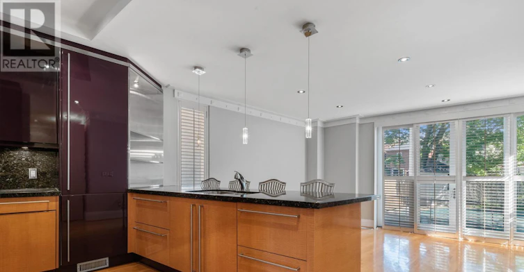 137 Old Orchard Grove, Toronto, ON, M5M 2E1 - 17
