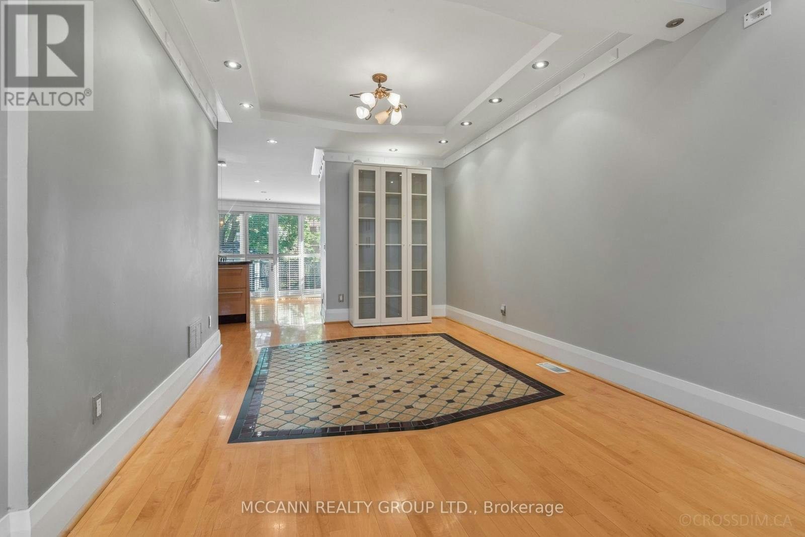 137 Old Orchard Grove, Toronto, ON, M5M 2E1 - 13