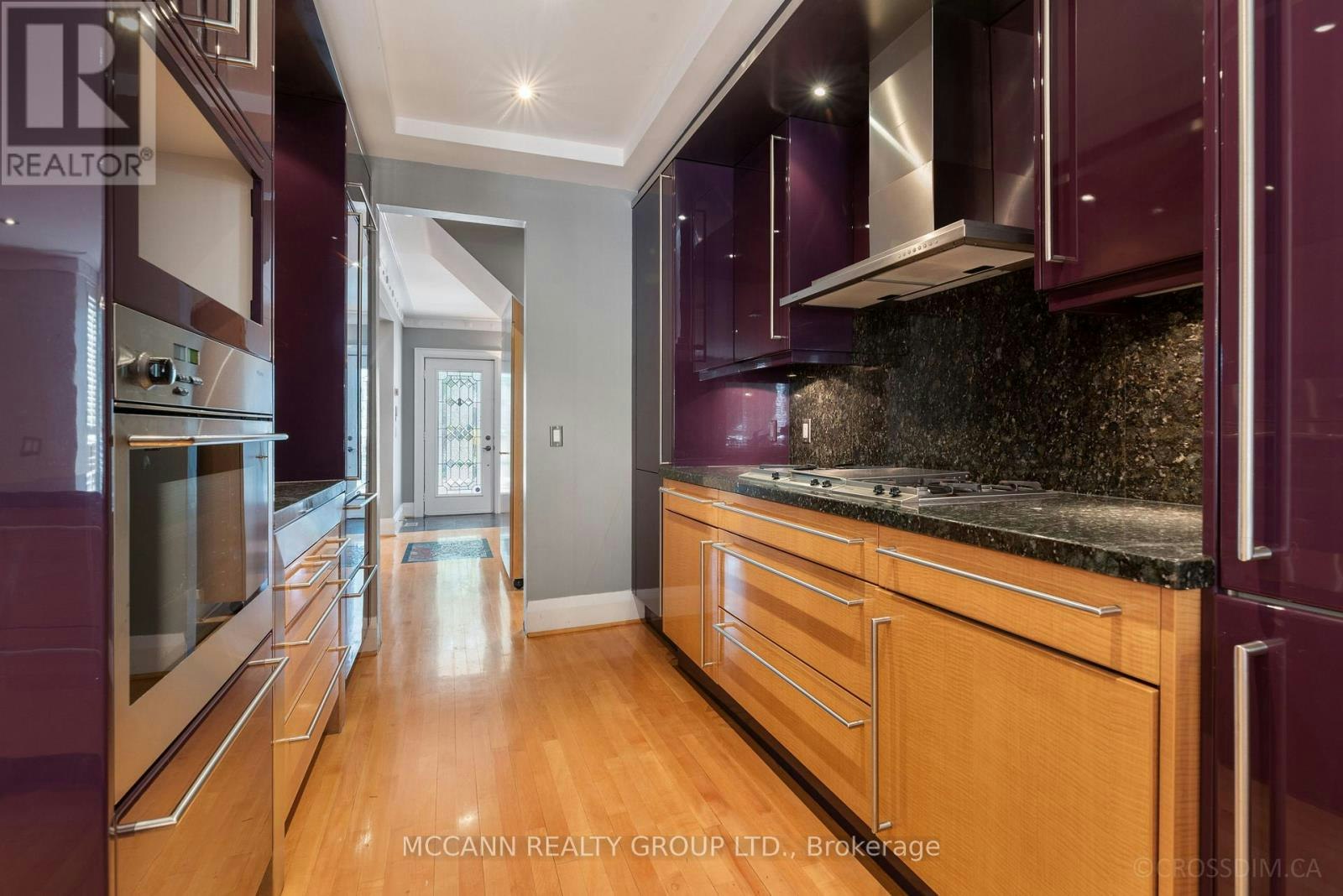 137 Old Orchard Grove, Toronto, ON, M5M 2E1 - 18
