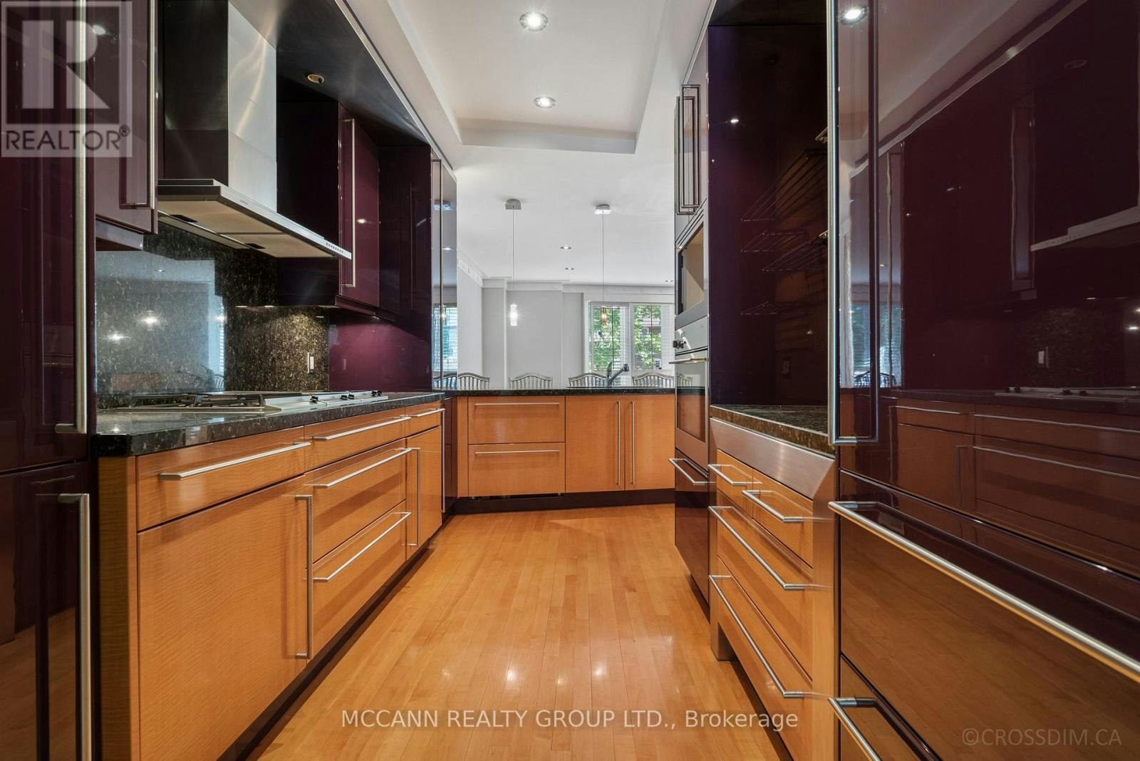 137 Old Orchard Grove, Toronto, ON, M5M 2E1 - 16