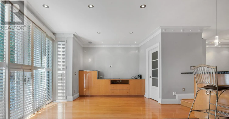 137 Old Orchard Grove, Toronto, ON, M5M 2E1 - 22