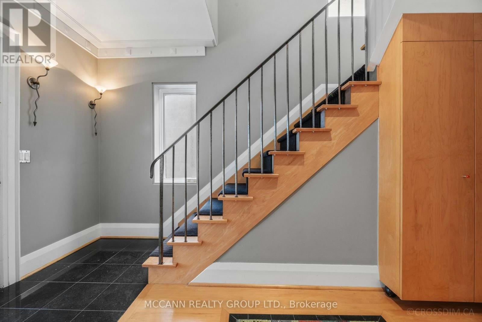 137 Old Orchard Grove, Toronto, ON, M5M 2E1 - 24