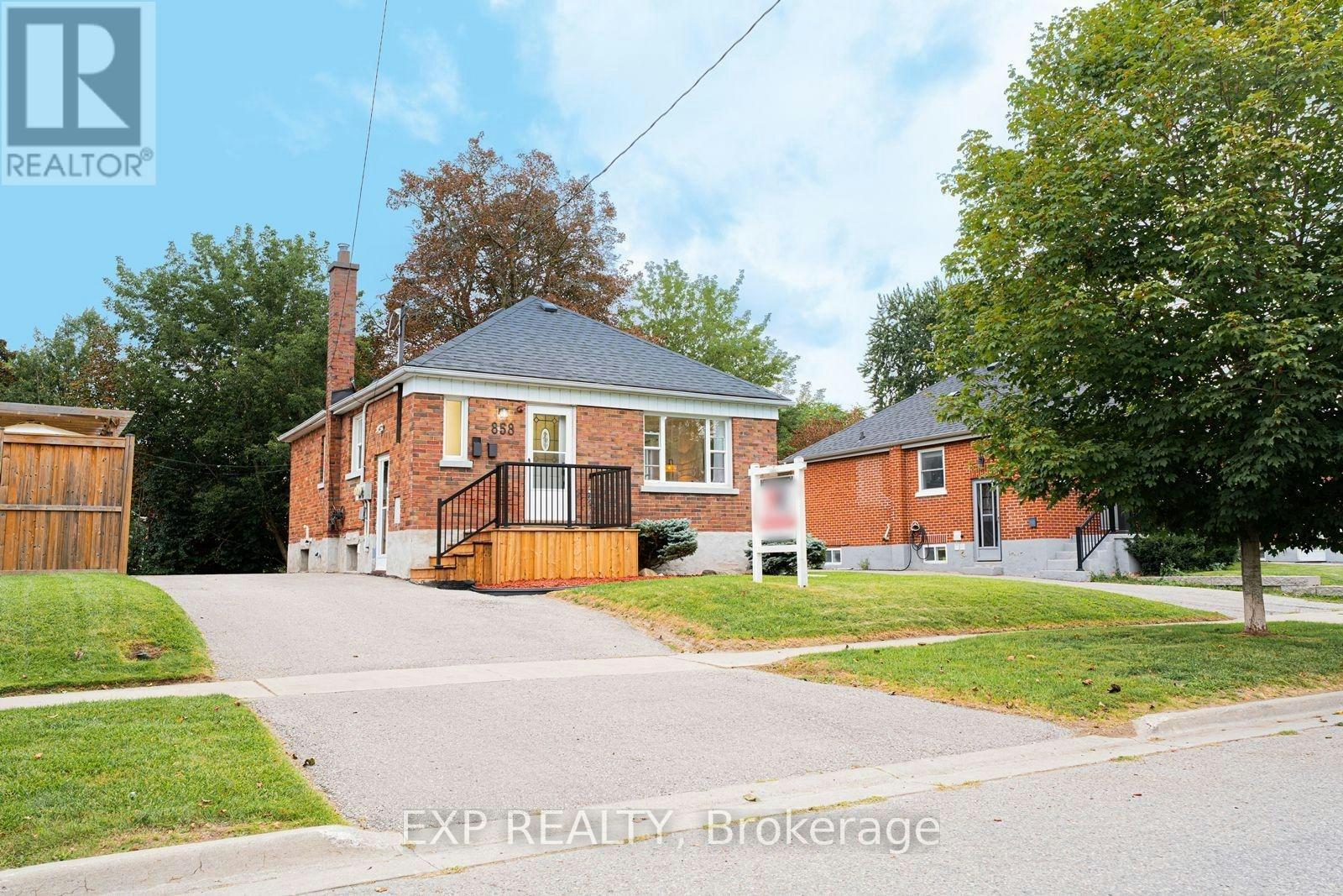 858 Grierson Street, Oshawa, ON, L1G 5J9