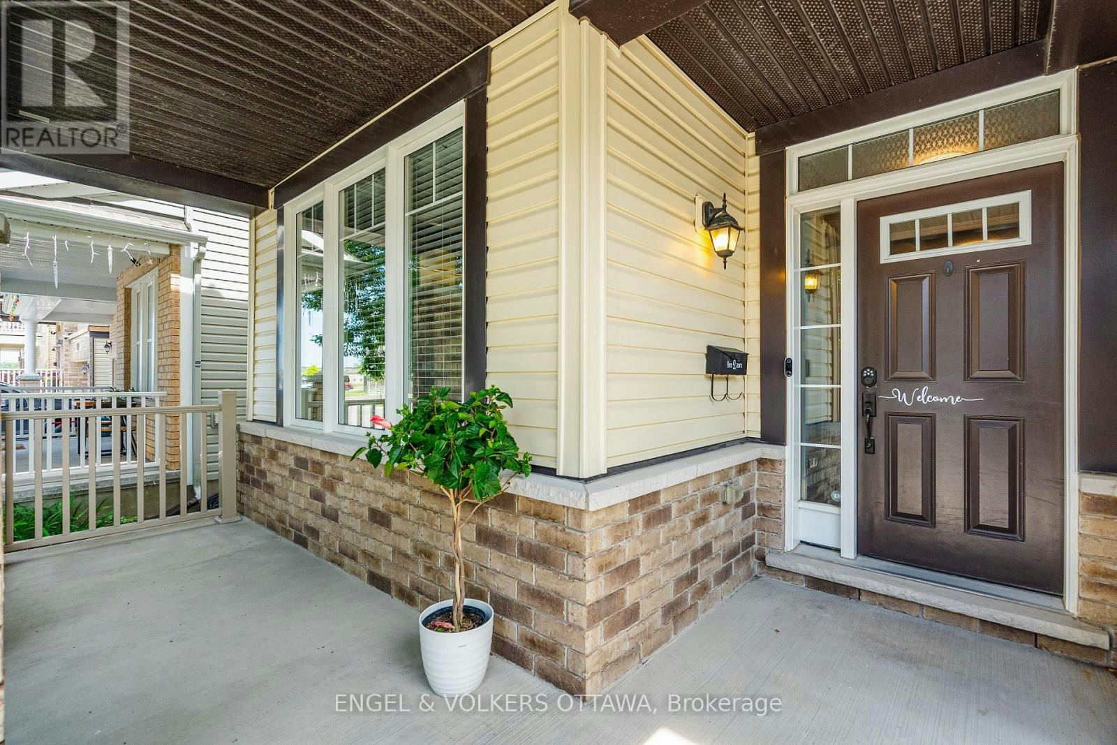 520 Brigatine Avenue, Ottawa, ON, K2S 0P9 - 2