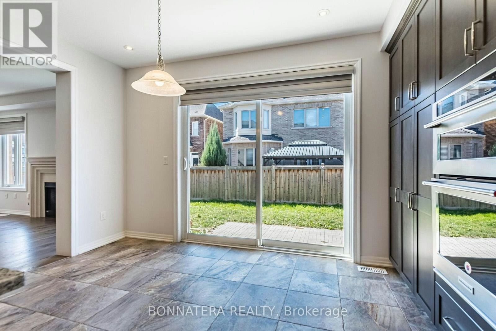 3136 Ernest Appelbe Boulevard, Oakville, ON, L6H 6M5 - 15