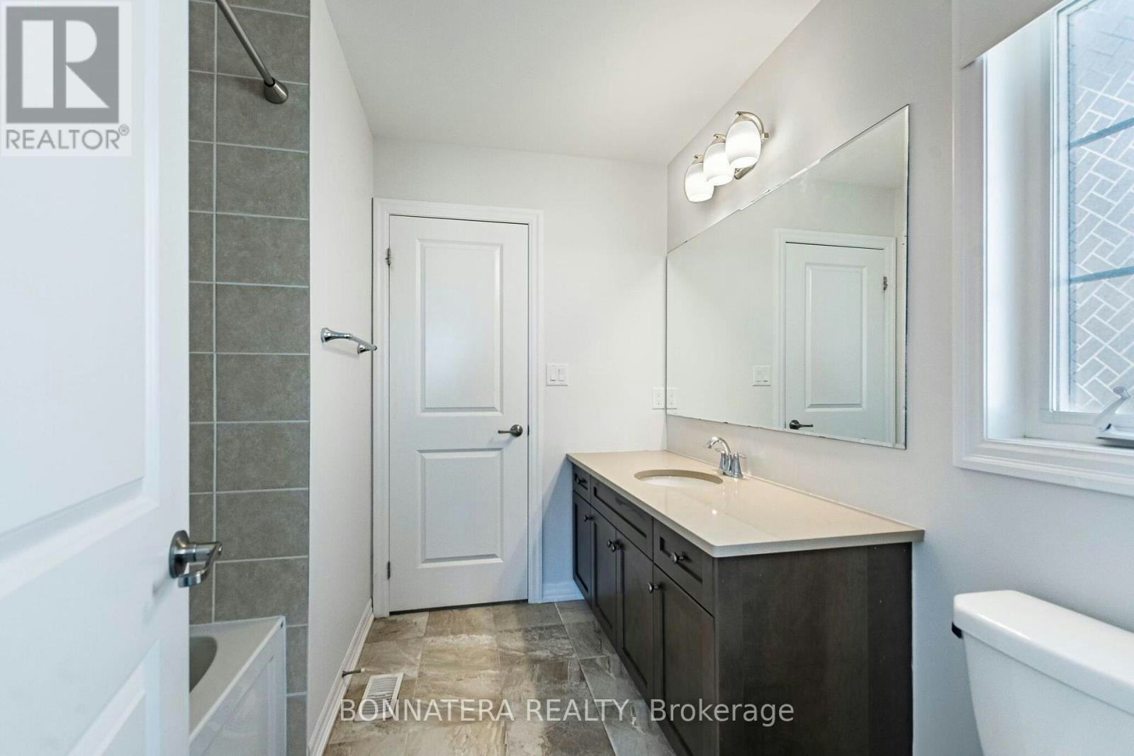 3136 Ernest Appelbe Boulevard, Oakville, ON, L6H 6M5 - 33