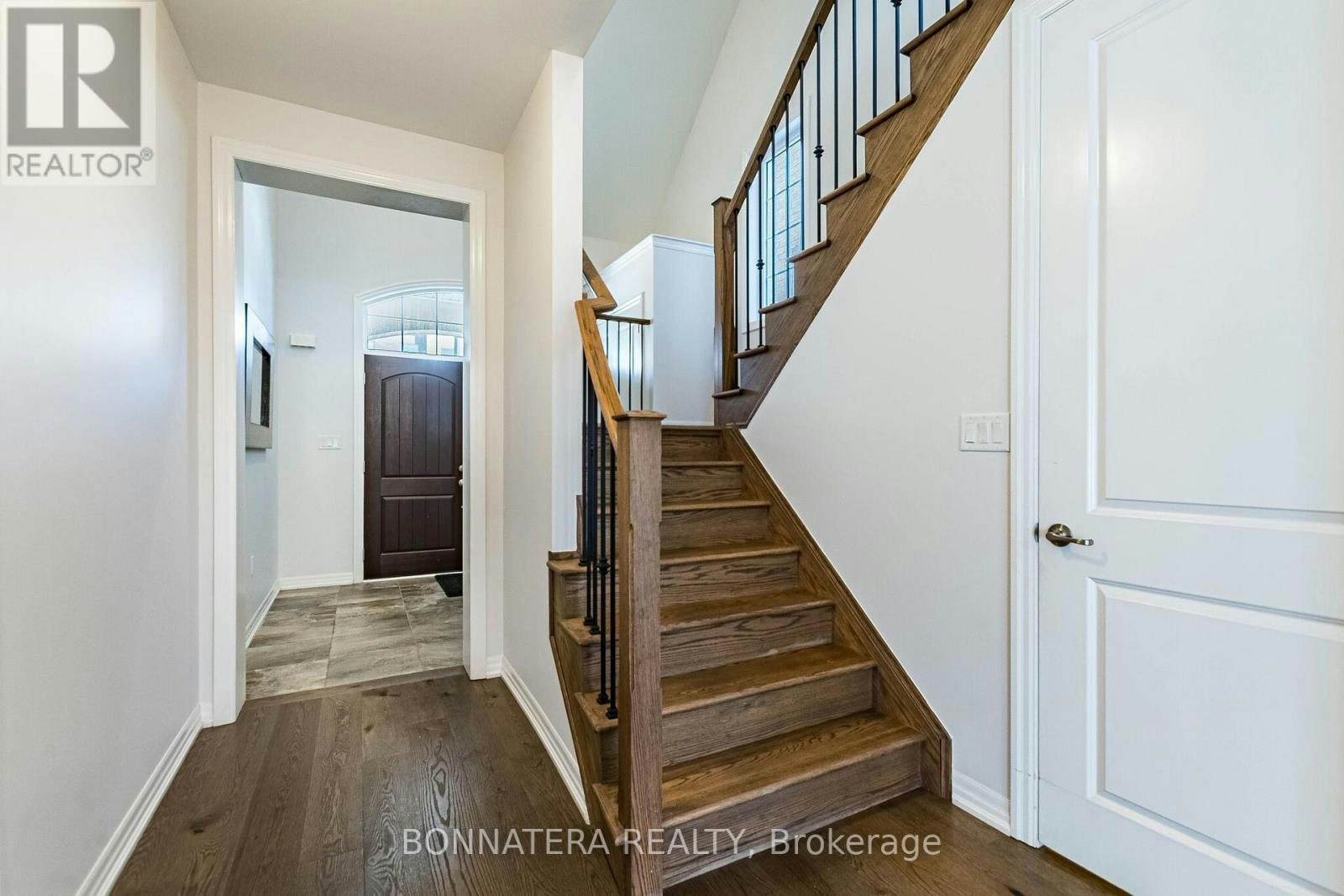 3136 Ernest Appelbe Boulevard, Oakville, ON, L6H 6M5 - 5