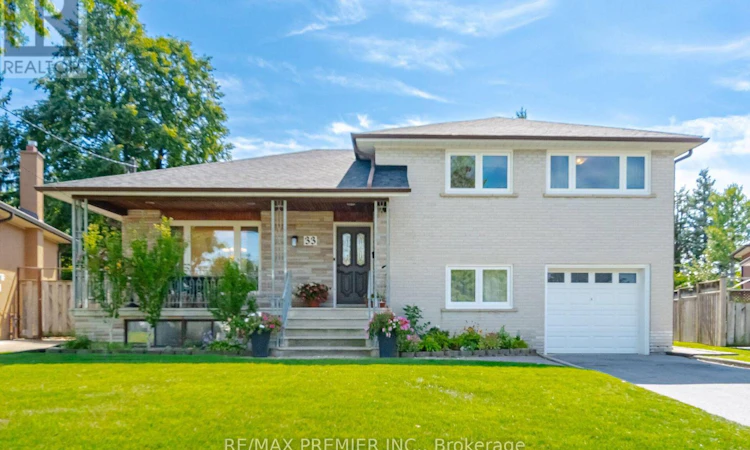 33 Belleglade Court
