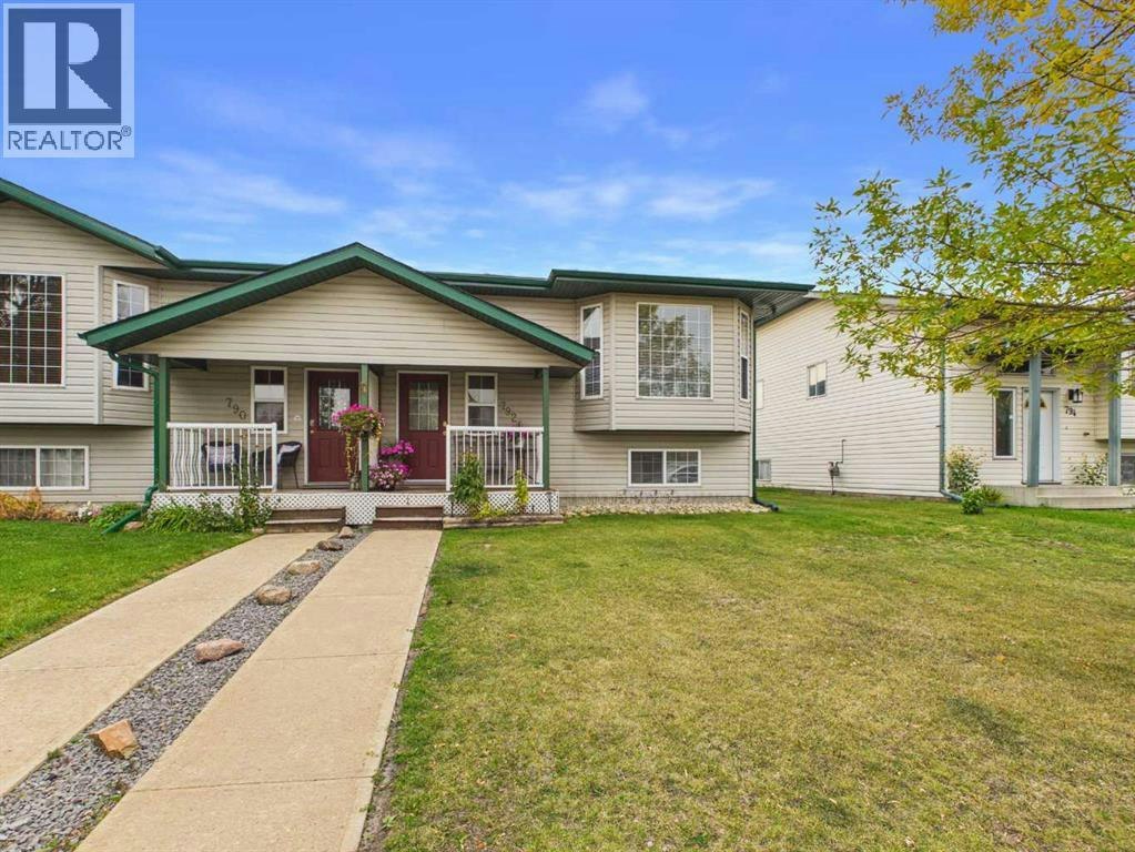 792 Lancaster Drive, Red Deer, AB, T4R 2S9