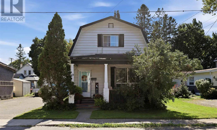 49 Hawthorne Avenue