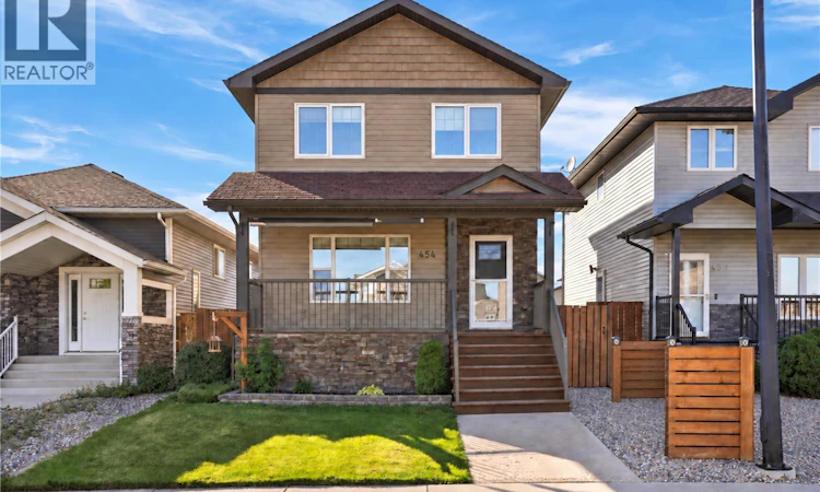 454 Geary Crescent