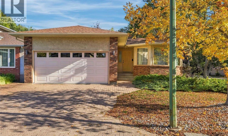 1204 Lapchuk Crescent N