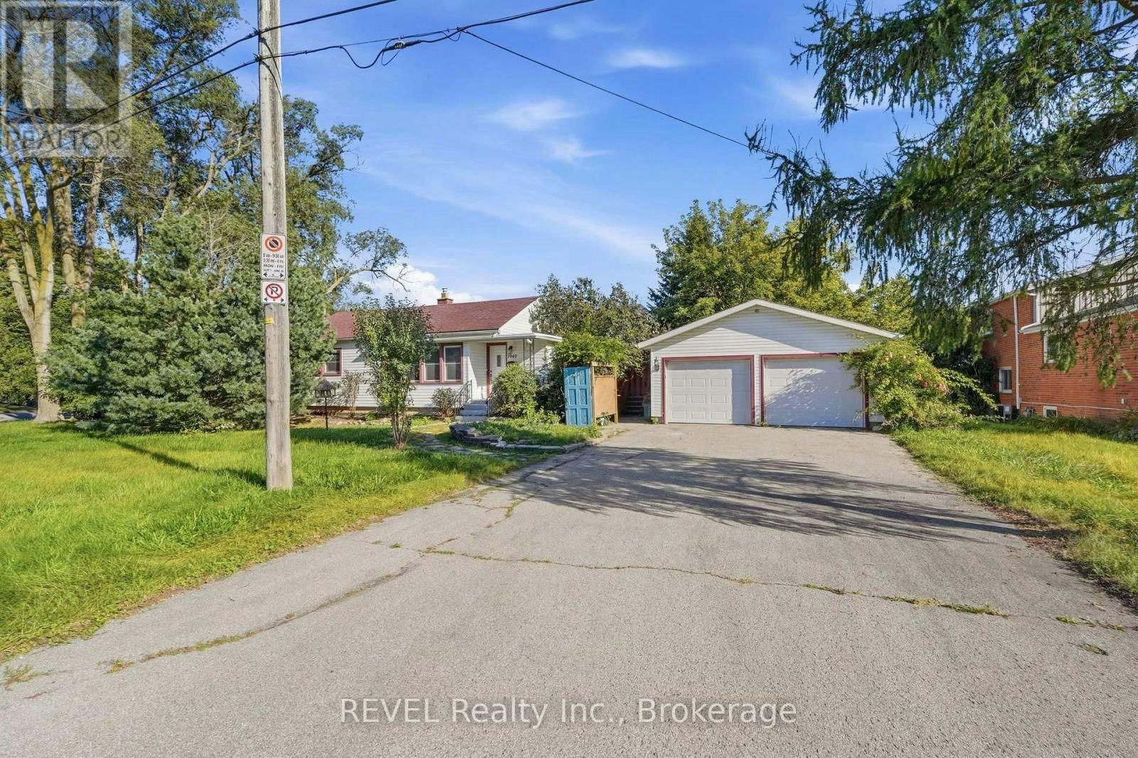 7962 Booth Street, Niagara Falls, ON, L2H 1E8