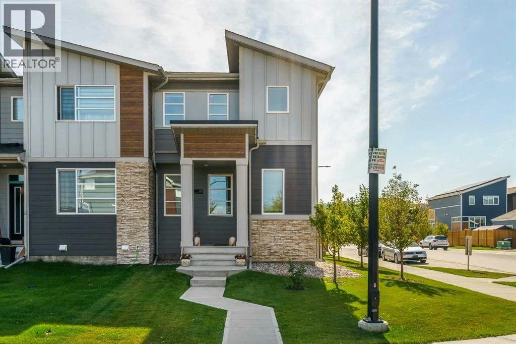 211 Wolf Creek Avenue SE, Calgary, AB, T2X 4X1