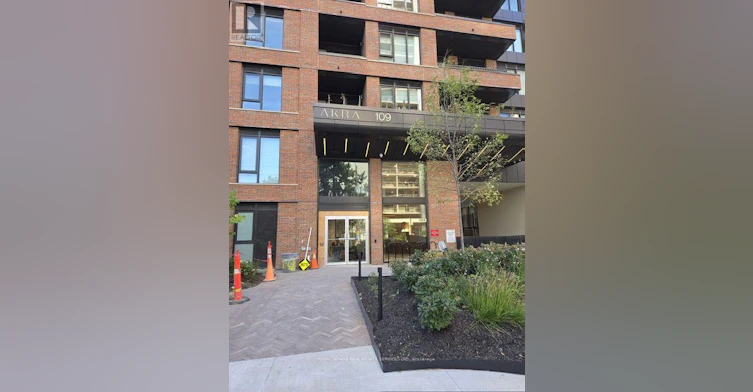1009-109 Erskine Avenue, Toronto, ON, M4P 0G8