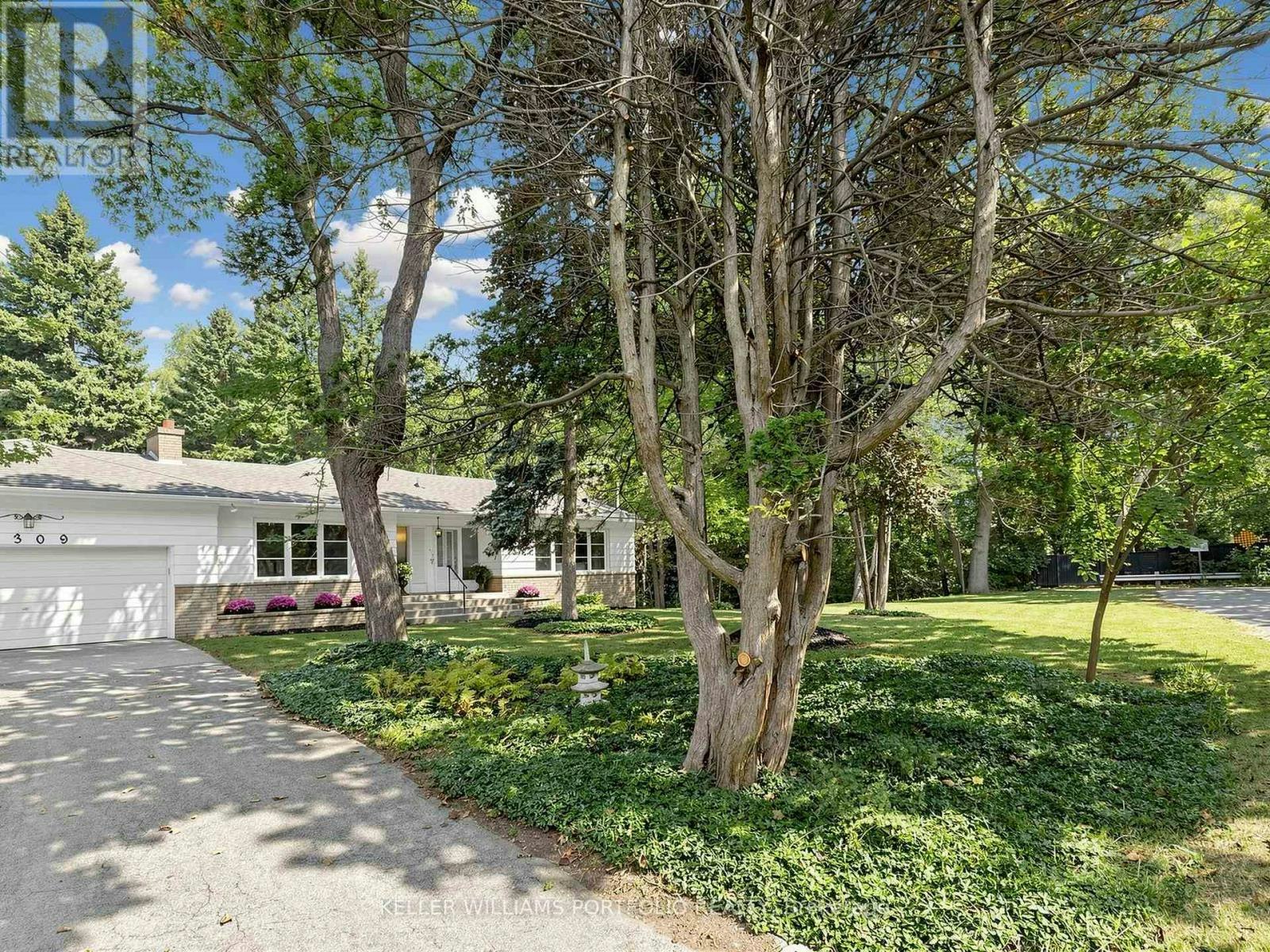 1309 Martley Drive E, Mississauga, ON, L5H 1N9