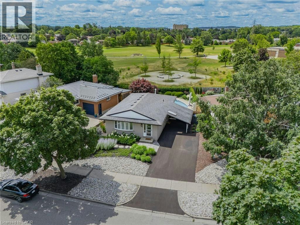 107 Laurentian Drive, Kitchener, ON, N2E 1C3