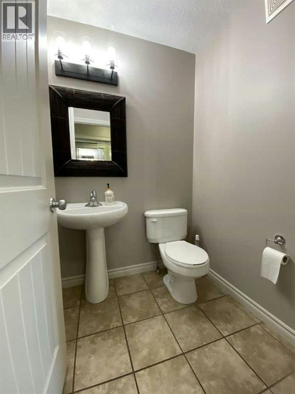 1 Pinnacle Key, Grande Prairie, AB, T8W 2V5 - 8