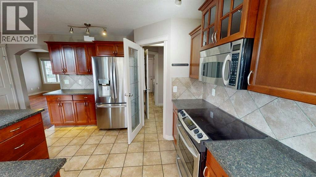 1 Pinnacle Key, Grande Prairie, AB, T8W 2V5 - 5