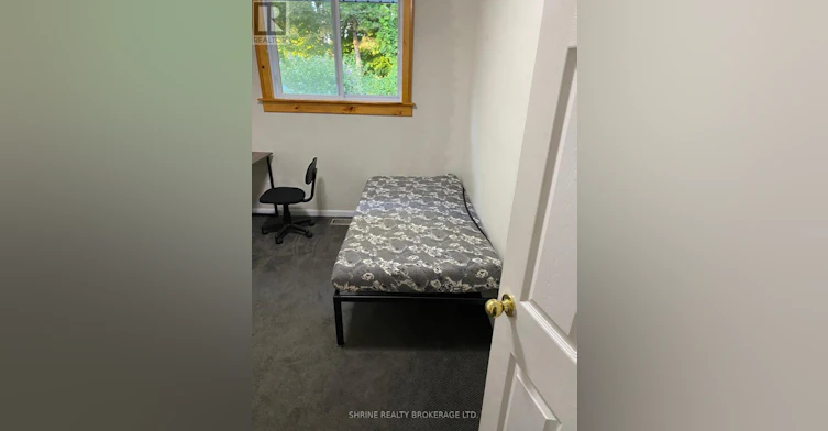 BEDROOM 2-743 Sevilla Park Place, London, ON, N5Y 4H9 - 2