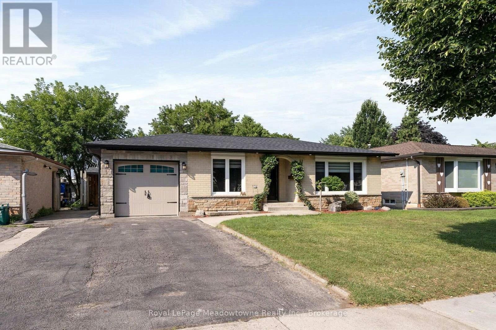 96 Macdonald Crescent, Milton, ON, L9T 2Y8