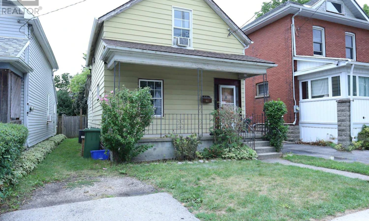 60 Manitoba Street