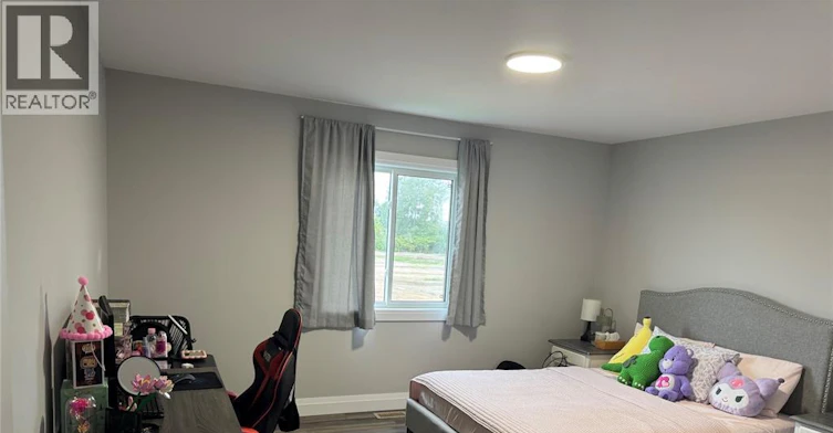 101 Eagle Street, Leamington, ON, N8H 0G5 - 4