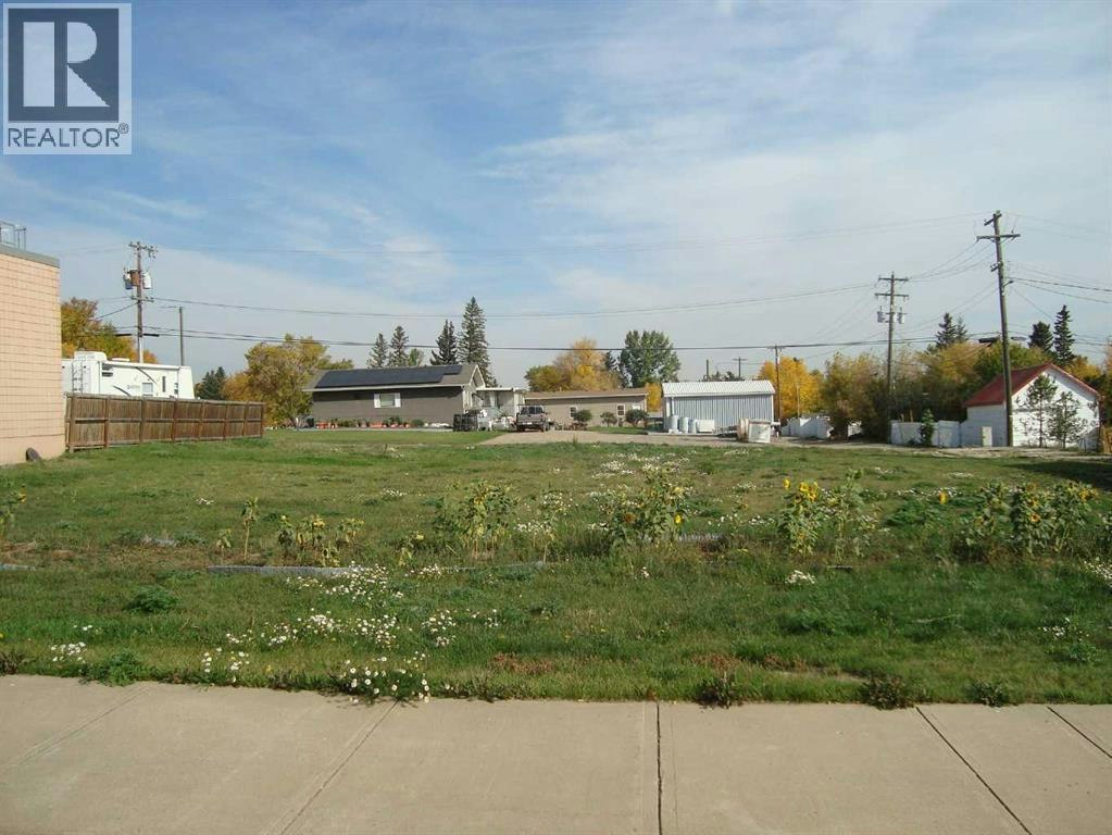 218 Main Street, Trochu, AB, T0M 2C0