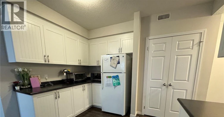 B-205 Rachel Crescent, Kitchener, ON, N2R 0H7 - 9