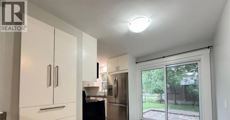 Main Level-131 Kinzie Avenue, Kitchener, ON, N2A 2J7 - 3