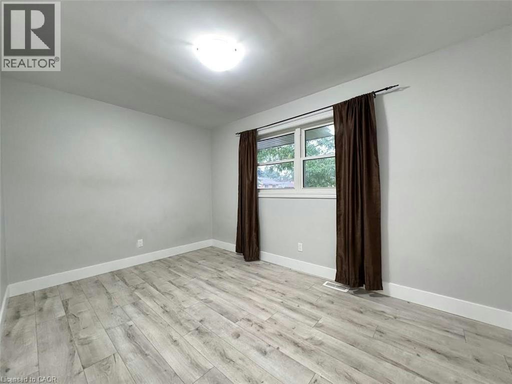 Main Level-131 Kinzie Avenue, Kitchener, ON, N2A 2J7 - 4